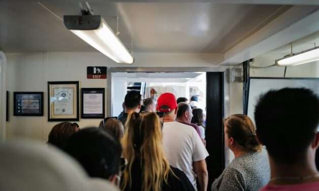 U.S. Jobless Claims Fall, California Filings Rise