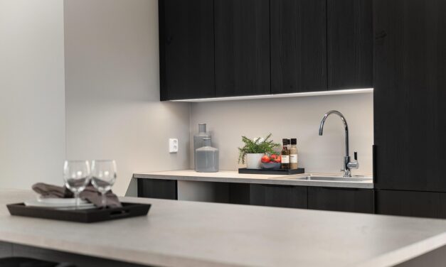 Most Homeowners Still Prefer Selling With an Agent