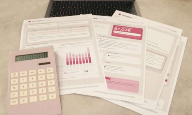 Consumer Confidence Slips, but Signs Point to Stability