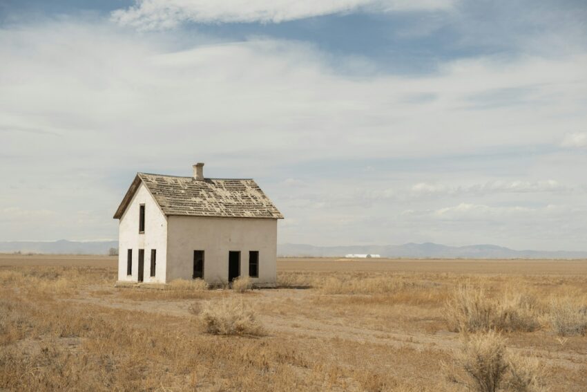 Photo by Samantha Sheppard an old abandoned house in the middle of nowhere
