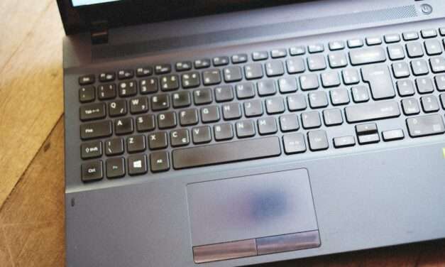 San Gabriel Valley Holiday Spending Rises Modestly